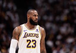 詹姆(mǔ)斯(sī)是加时赛历史总得分王！科(kē)比排名第二！