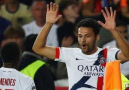 欧冠绝杀陷 VAR 爭(zhēng)议！反转证球合法(fǎ)，PSG 赢巴萨冲欧冠卫冕