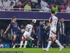 欧冠小(xiǎo)组赛精彩回顾：梅西如何用一脚绝妙任意球点燃全场？