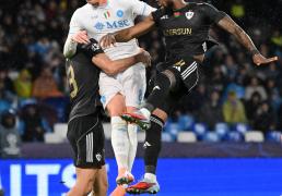 （体育）足球——欧冠(guān)：那(nà)不勒斯胜卡拉巴赫