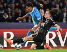 （体育）足球——欧冠：那不勒斯平(píng)法兰尅(kè)福