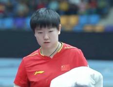 印度亚锦賽(sài)女团半决賽(sài)：孫(sūn)颖莎3-1申裕斌，場(chǎng)馆出(chū)现漏水(shuǐ)事件(jiàn)