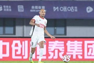 成都蓉城亚冠客(kè)场不胜，费利佩进球被取消，延续连胜魔咒