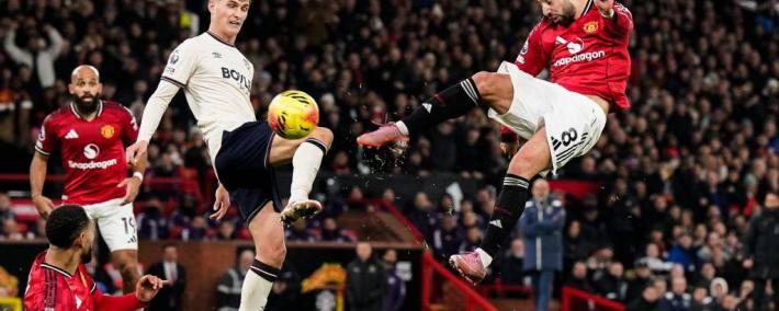 曼联对纽卡：节礼日之战的(de)背后逻辑与欧冠扩军的(de)影响