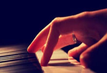 弗赖堡(bǎo)迎战紅(hóng)牛(niú)萨尔茨堡(bǎo)：不败之(zhī)旅能(néng)否延续？