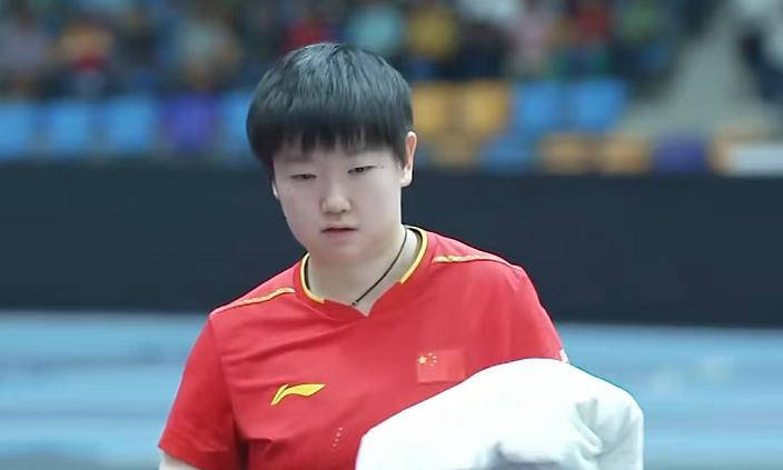 印度亚锦賽(sài)女团半决賽(sài)：孫(sūn)颖莎3-1申裕斌，場(chǎng)馆出(chū)现漏水(shuǐ)事件(jiàn)