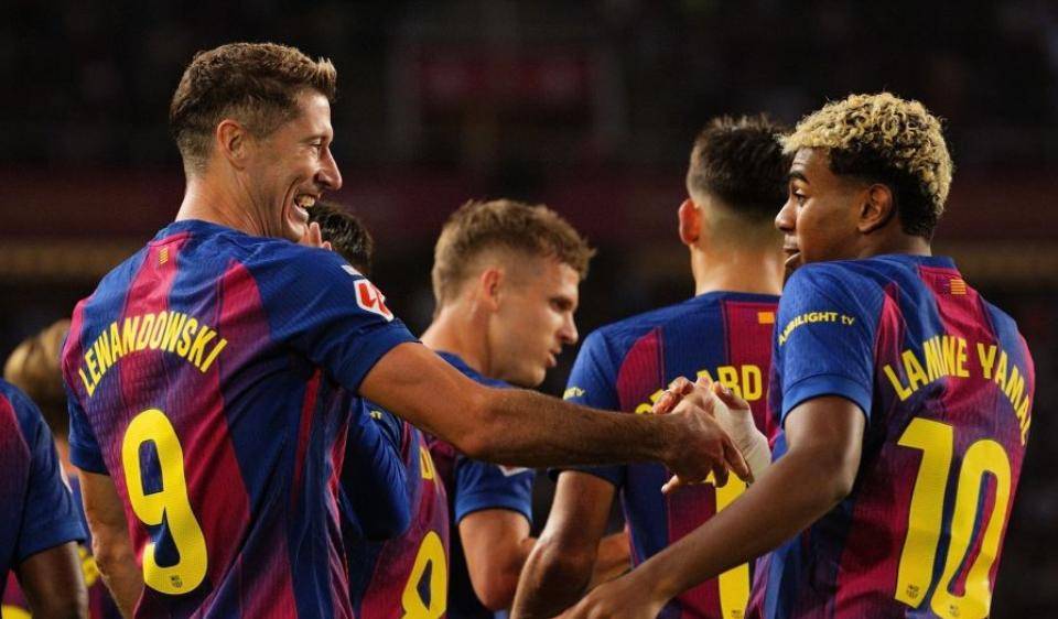 欧冠最新(xīn)积分榜！巴黎枪手国米3连胜并列榜首，多(duō)特蒙德4-2保持(chí)不败，意甲冠軍(jūn)2-6惨败