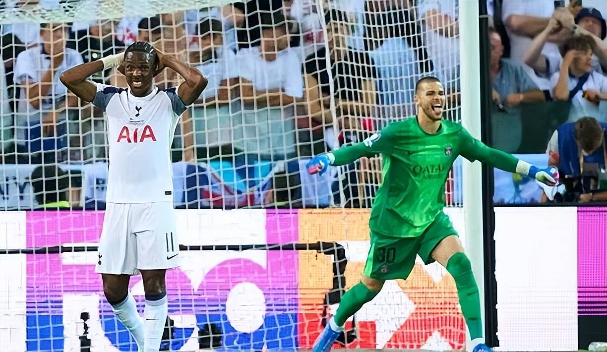 欧冠(guān)夺冠(guān)赔率TOP10：卫冕冠(guān)军仅第(dì)三，皇马不及(jí)枪手，巴萨红军领跑