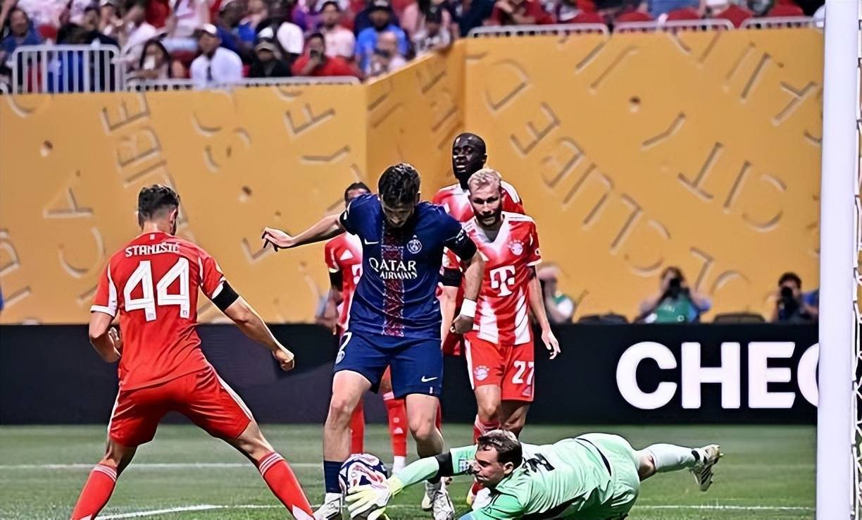 欧冠(guān)夺冠(guān)赔率TOP10：卫冕冠(guān)军仅第(dì)三，皇马不及(jí)枪手，巴萨红军领跑