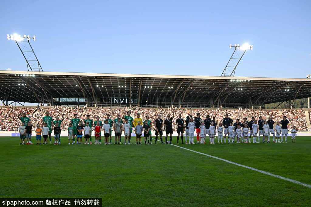 皇马欧冠名单出炉：新赛季(jì)劍(jiàn)指(zhǐ)第十五座大(dà)耳朵杯！