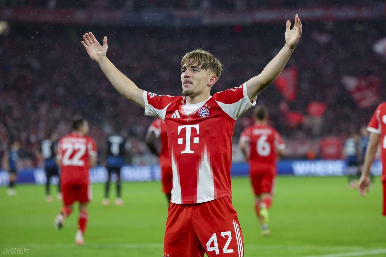 4-0，拜仁(rén)豪取欧冠3连胜，17岁德国新星无敌突破(pò)后丝滑破(pò)门