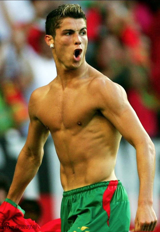 姆巴佩欧冠大四(sì)喜,冲击C罗欧冠单賽(sài)季17球紀(jì)錄(lù),目(mù)标历史进球紀(jì)錄(lù)