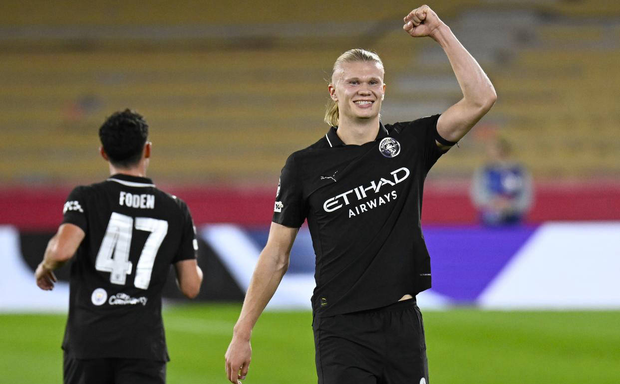 哈兰德梅开二度,曼城遭点球绝平欧冠战