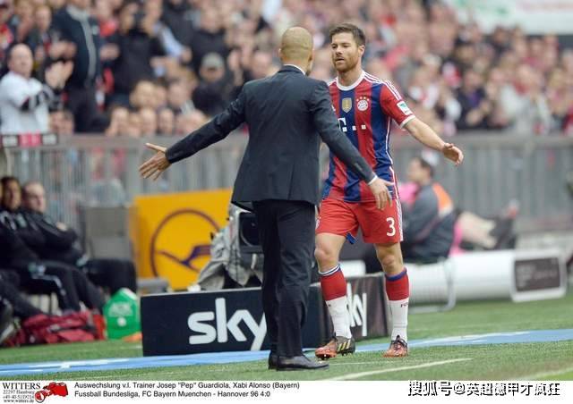 皇马阿隆索的命運(yùn)掌握在恩師(shī)瓜迪奥拉的手中！欧冠一战决定去畱(liú)！