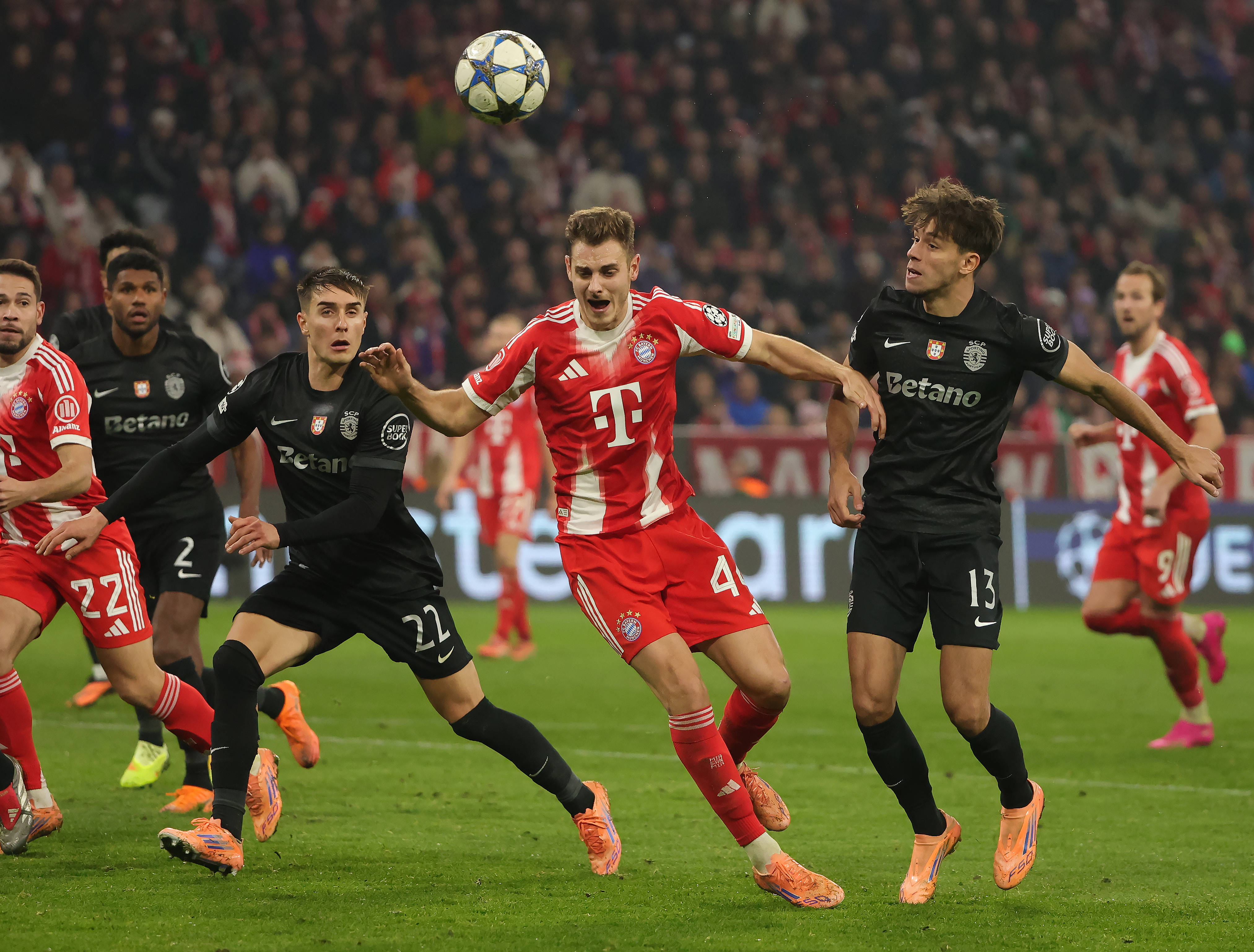 (躰(tǐ)育)足球——欧冠:拜仁(rén)慕尼(ní)黑胜里斯本竞技