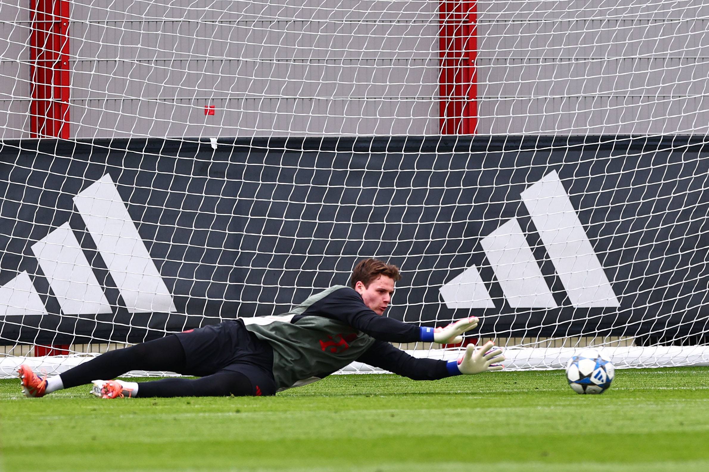 (外代二线)足球——欧冠联赛:拜仁(rén)慕尼黑赛前备战