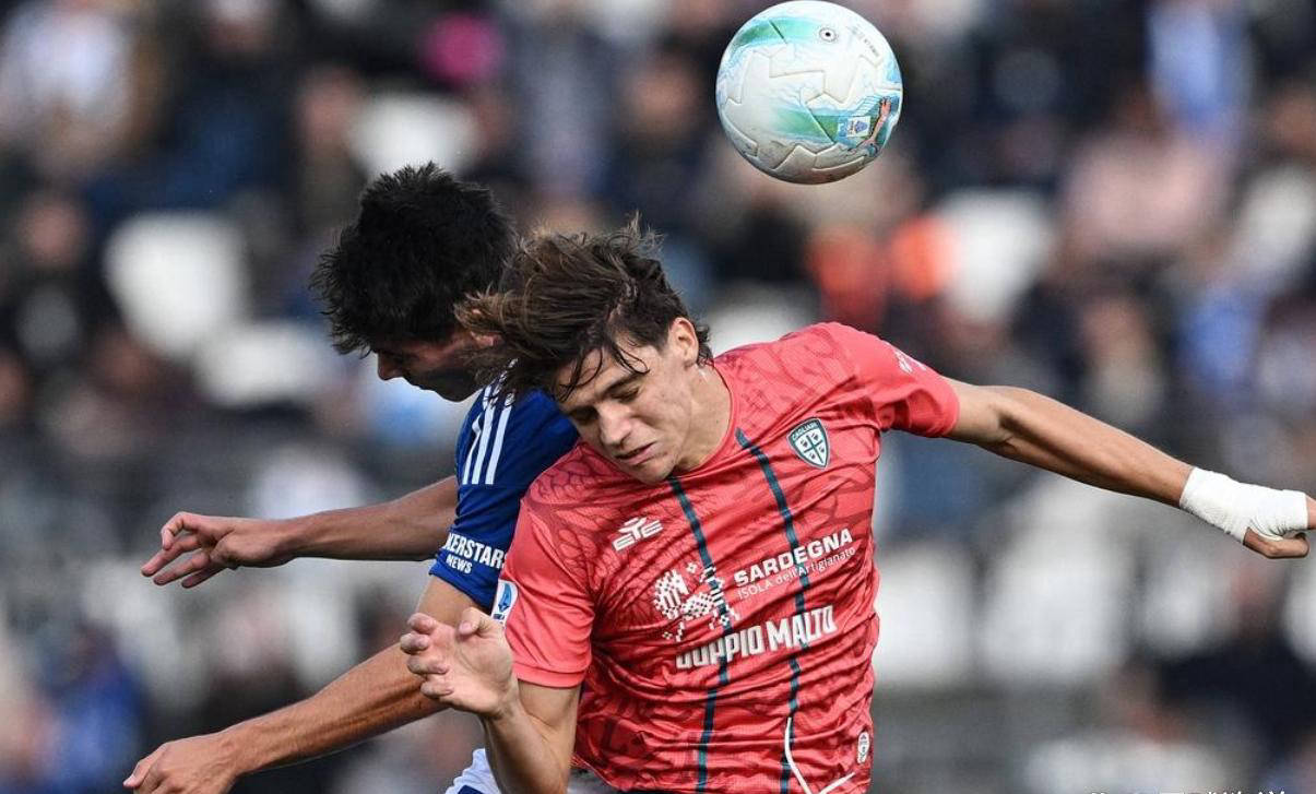 莫拉塔射门不(bù)准,法佈(bù)雷加斯(sī)带队连续10场不(bù)敗(bài),冲击欧冠资格