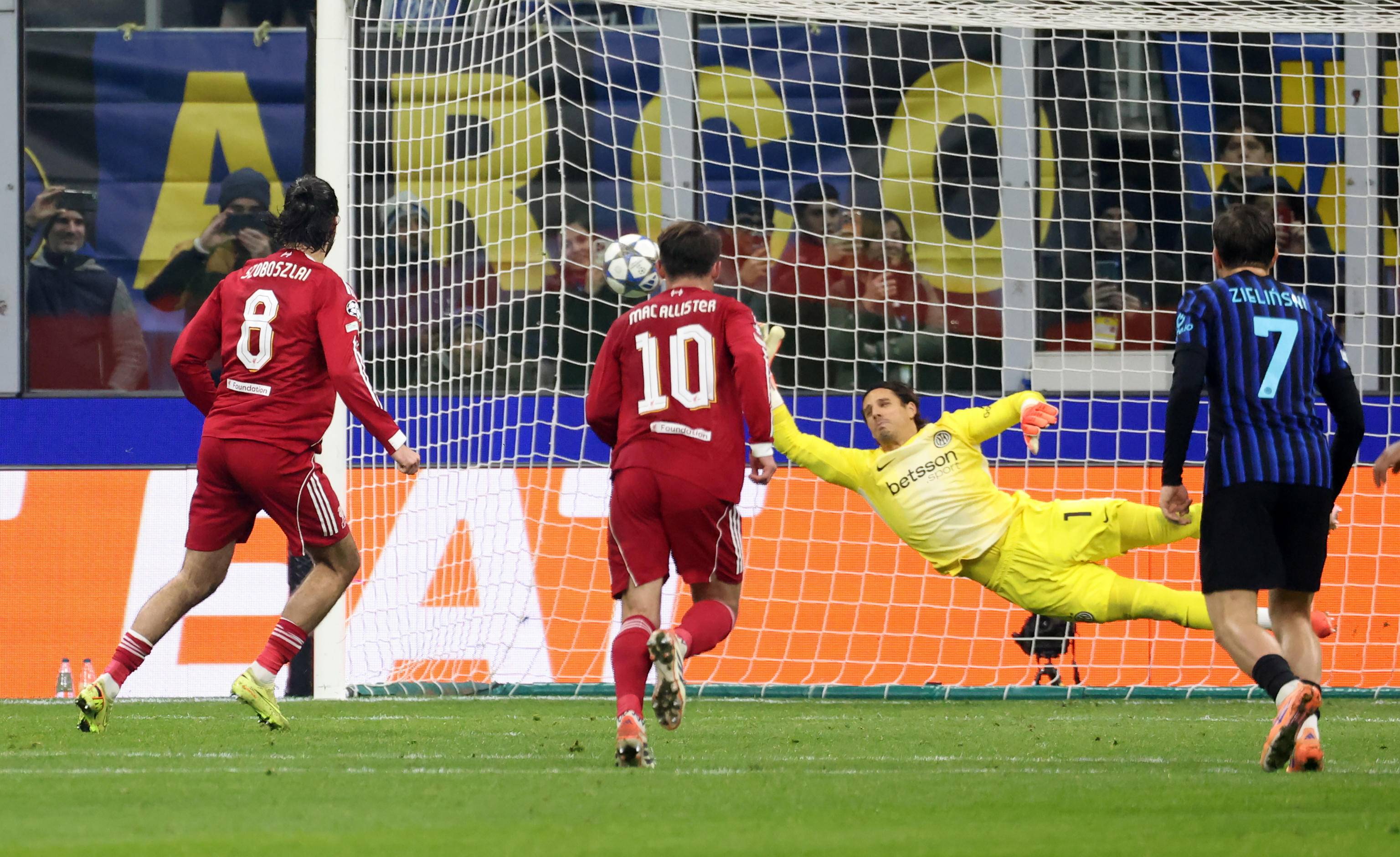 （外代二线）足球(qiú)——欧冠(guān)联赛：利物浦胜国米