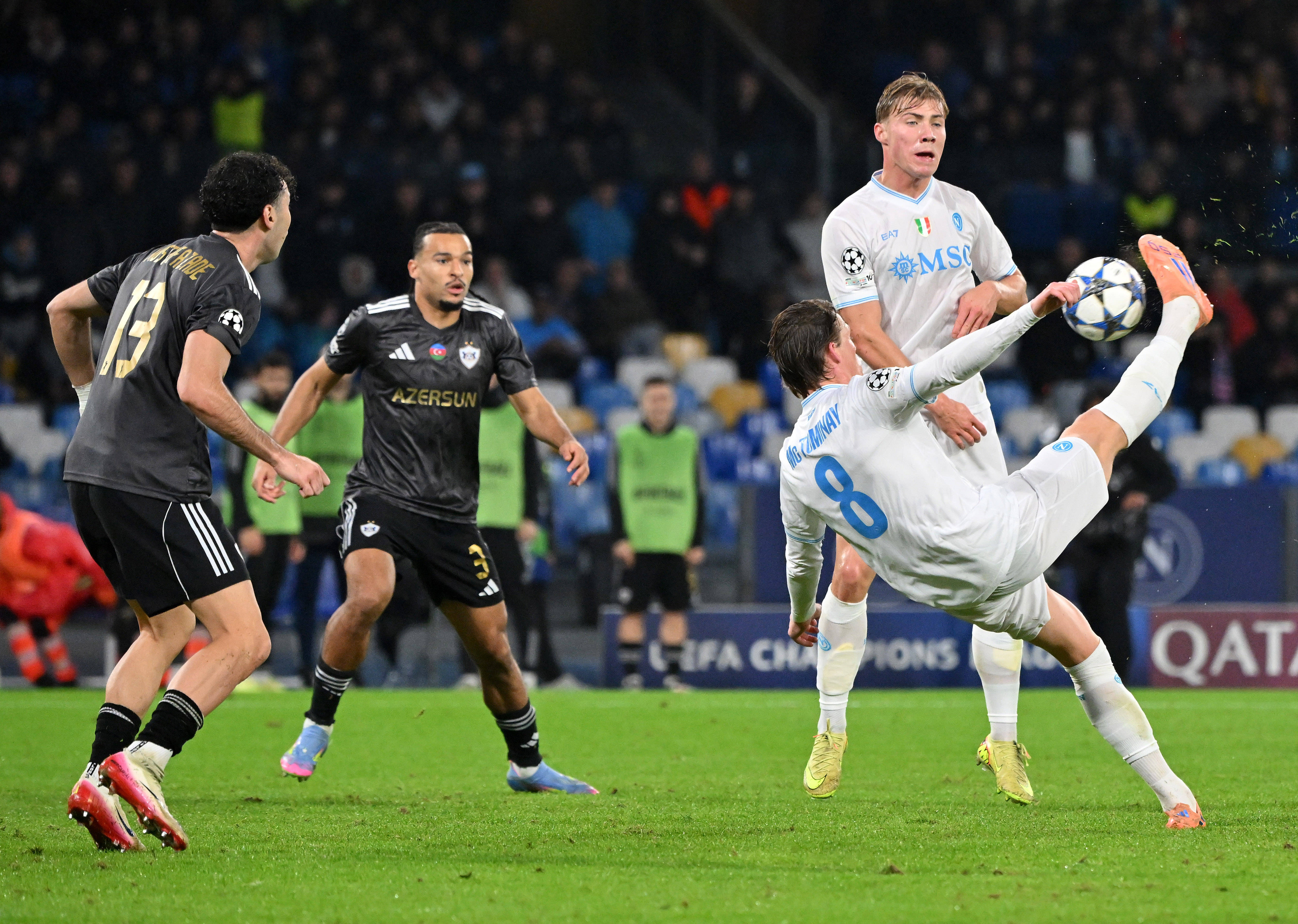 (体育)足球——欧冠(guān):那(nà)不勒斯胜卡拉巴赫