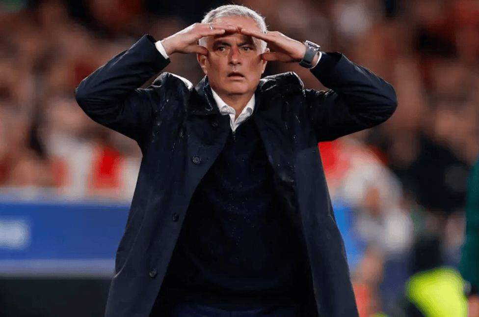 穆帅有望带领本菲卡,取得歐(ōu)冠首(shǒu)胜;阿(ā)贾克斯是歐(ōu)冠防守最差球队