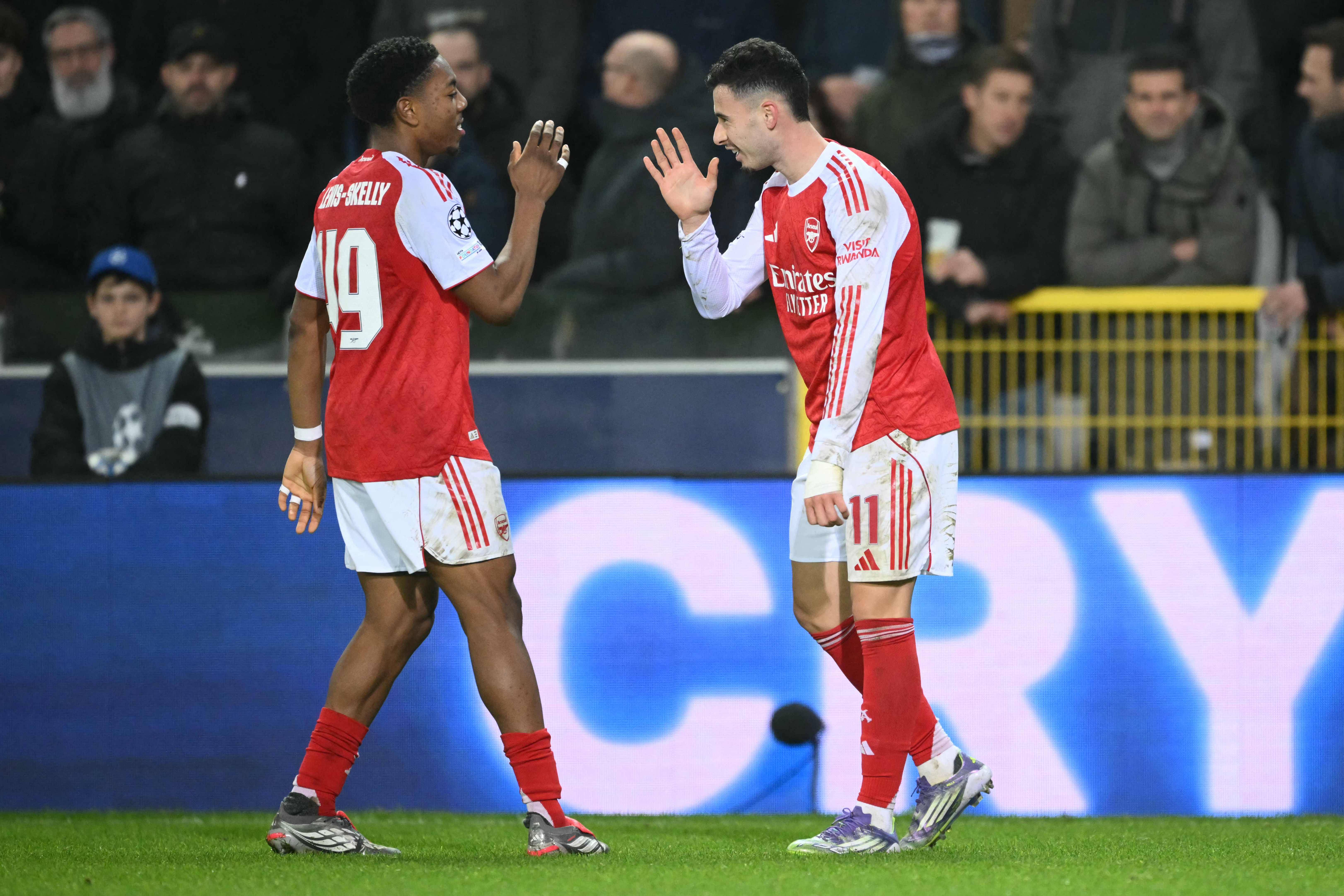 (外代二线)足球——欧冠聯(lián)赛:阿森纳胜布鲁日