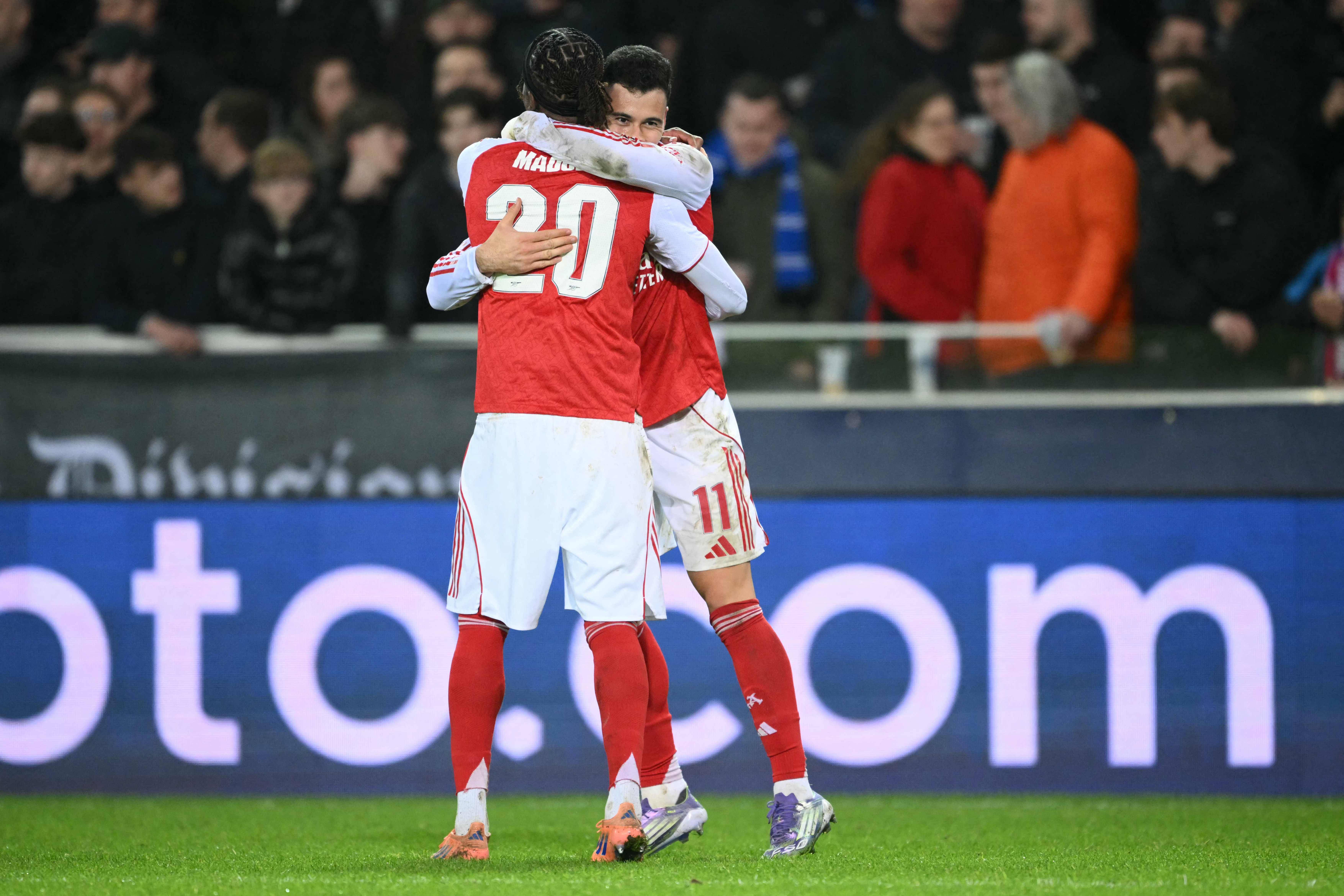 (外代二线)足球——欧冠聯(lián)赛:阿森纳胜布鲁日