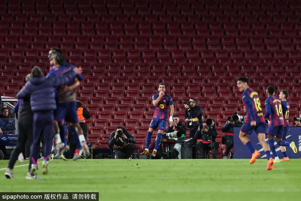 黄牌危机!巴萨中场告急 欧冠出线形势严峻