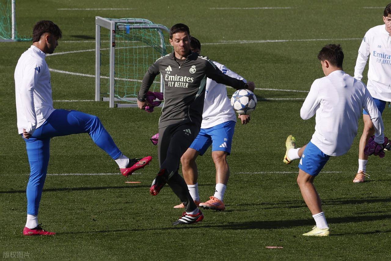 欧冠皇馬(mǎ)险胜奥林匹亚科斯,球迷不服气质问,得知原因後(hòu)沉默不语