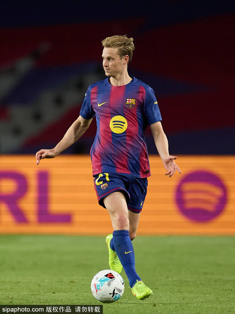 巴萨球迷涌入斯(sī)坦福桥,欧冠晋级战一(yī)触即發(fā)