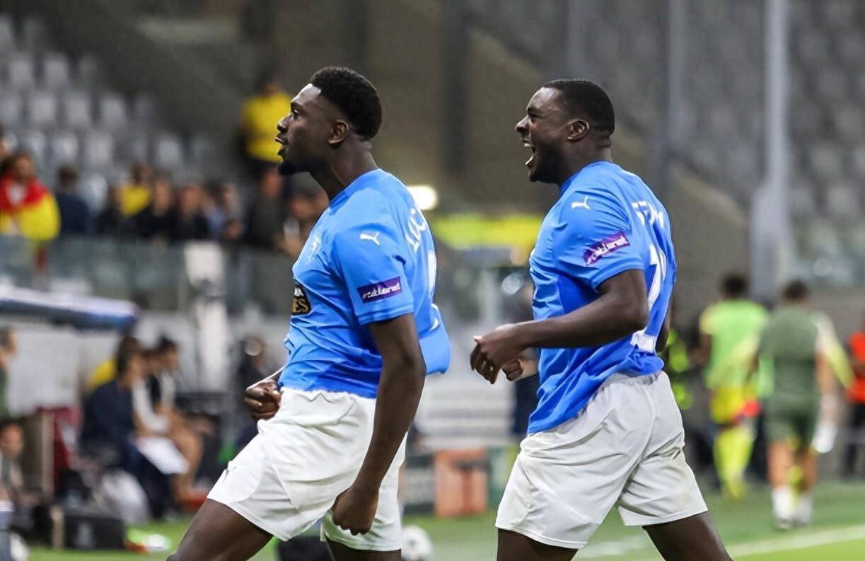 欧冠史詩(shī)一夜！3.7萬(wàn)人口小城炸了！队史首胜+縂(zǒng)奖金2460萬(wàn)